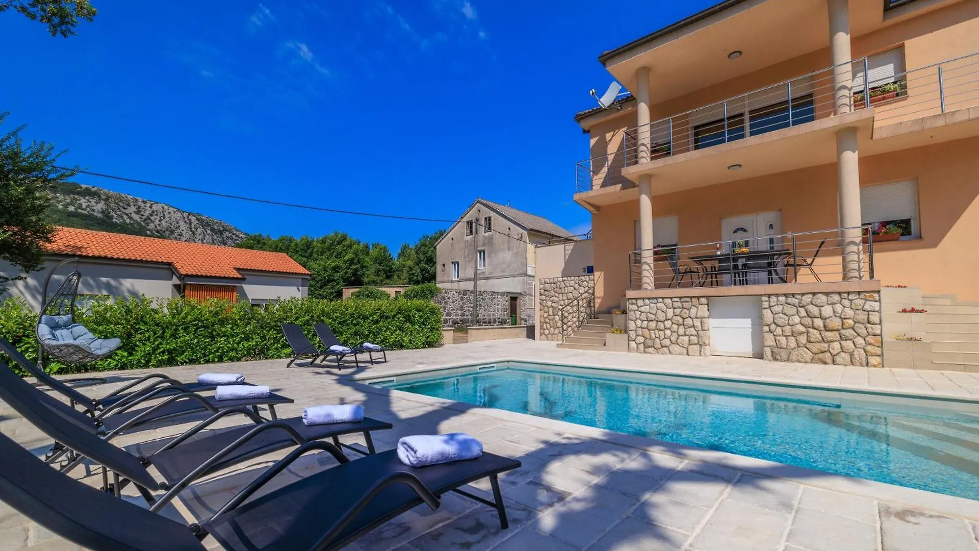 Apartments Margita 2 Tribalj
