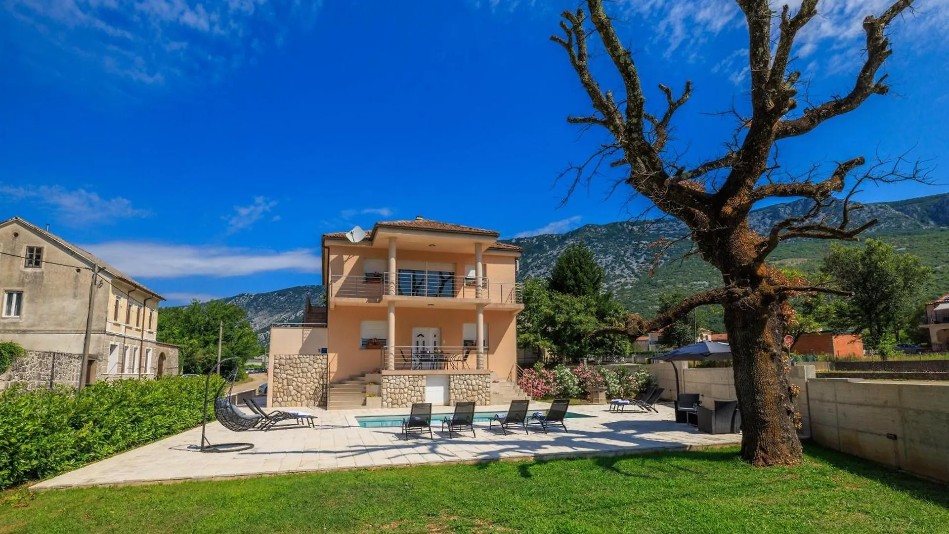Apartments Margita 2 Tribalj